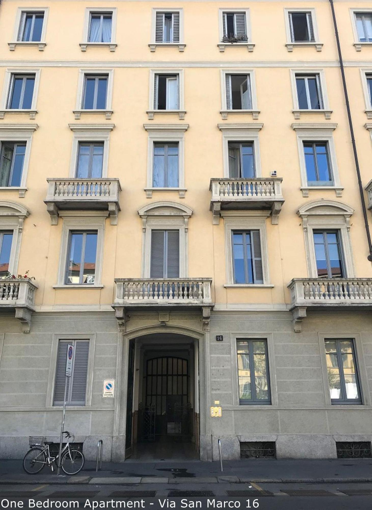 Brera Apartments In San Marco Милан Экстерьер фото